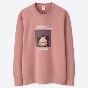 XS Pink Uniqlo Crewneck Graphic Print Sweater